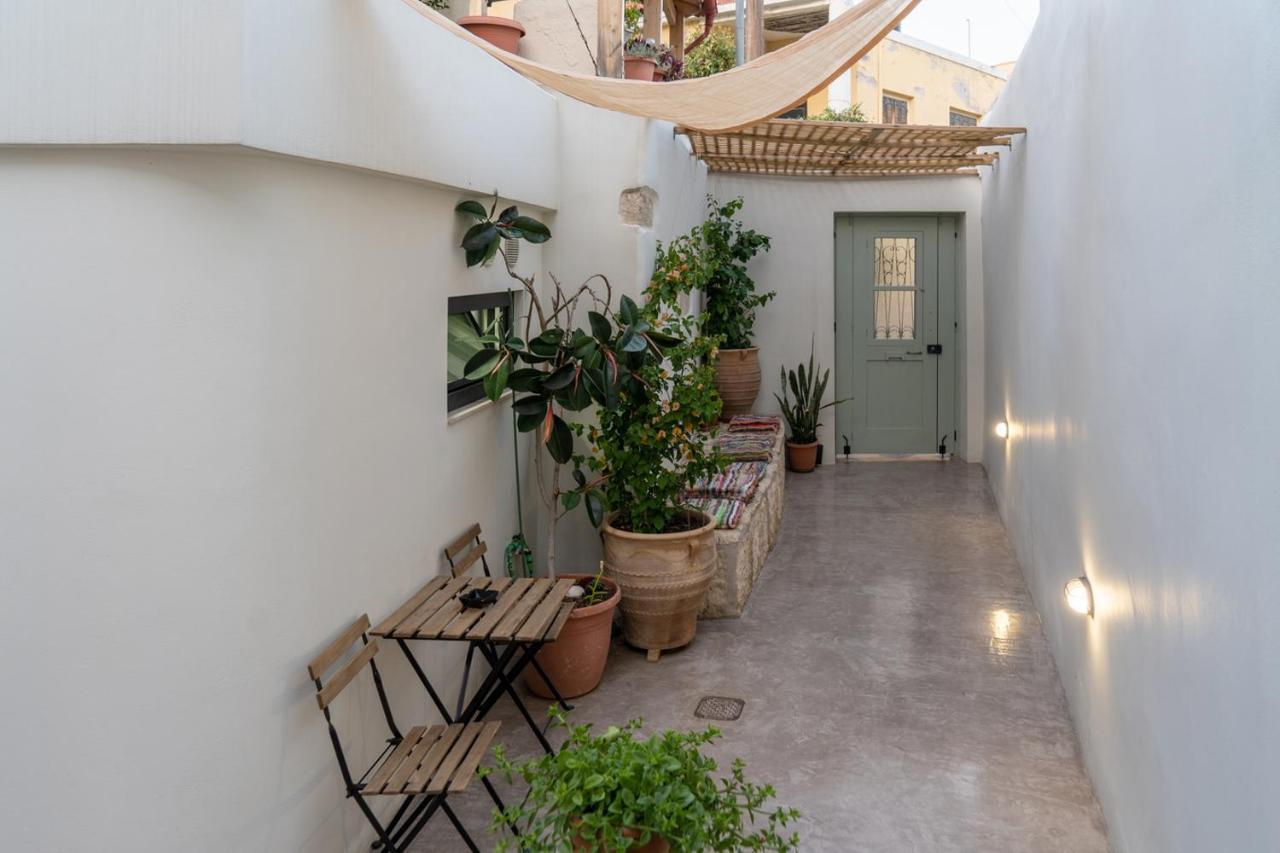 Quattro Domus 4-Historical Townhouse Apartment Heraklion  Exterior photo
